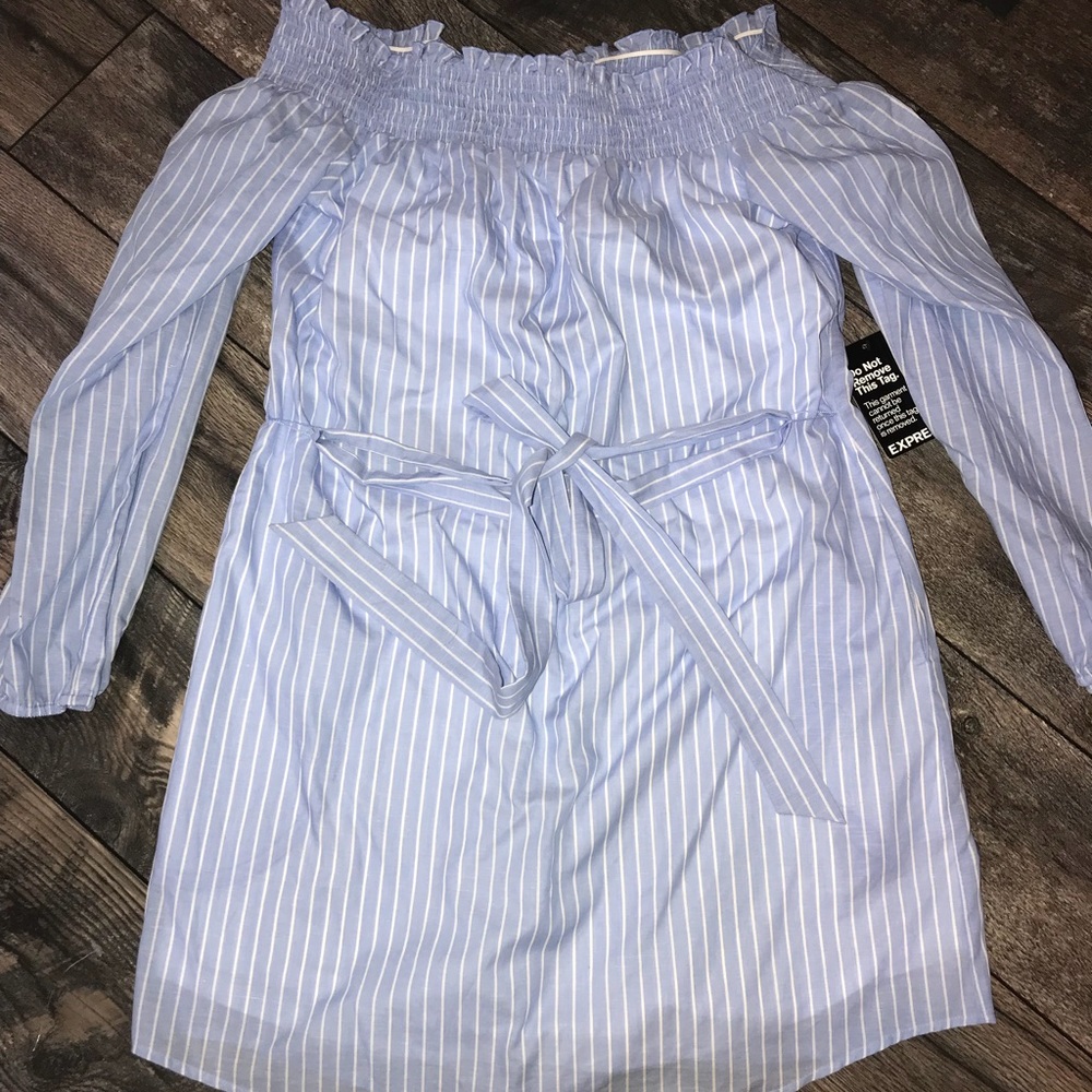 NWT OFF THE SHOULDER PINSTRIPE DRESS FROM EXPRESS!